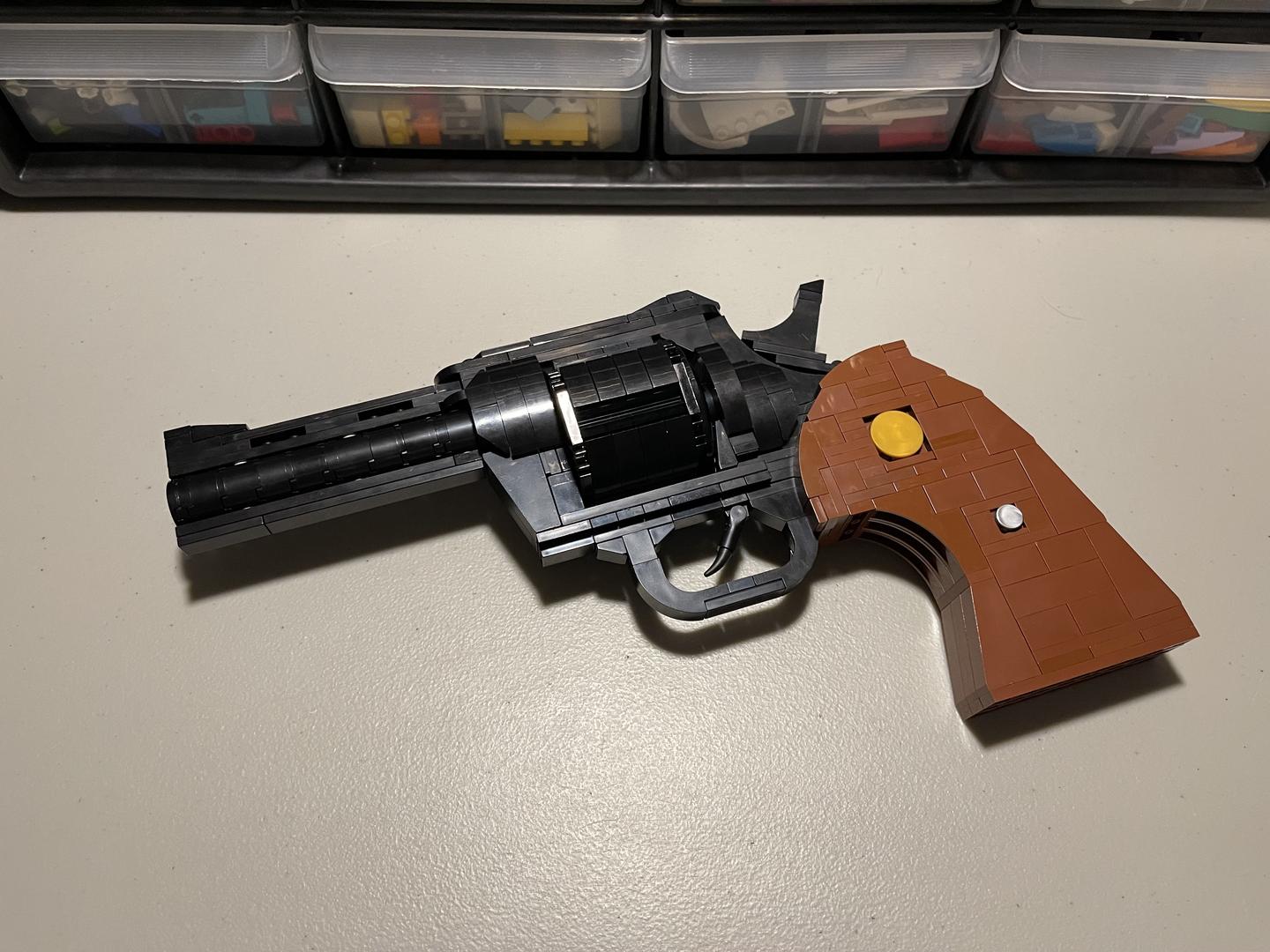 Yapı Taşı Oyuncak Modeli Taban - Model Kit Revolver incelemesi ve fiyatı