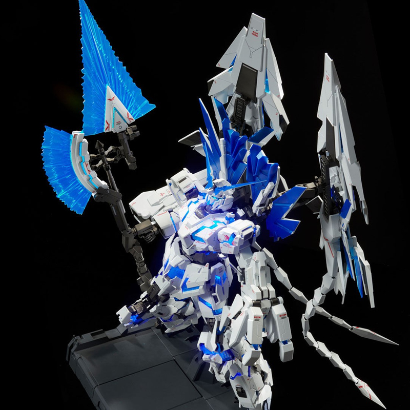 BANDAI Mobile Suit Gundam Unic - Model Kit Mobil incelemesi ve fiyatı